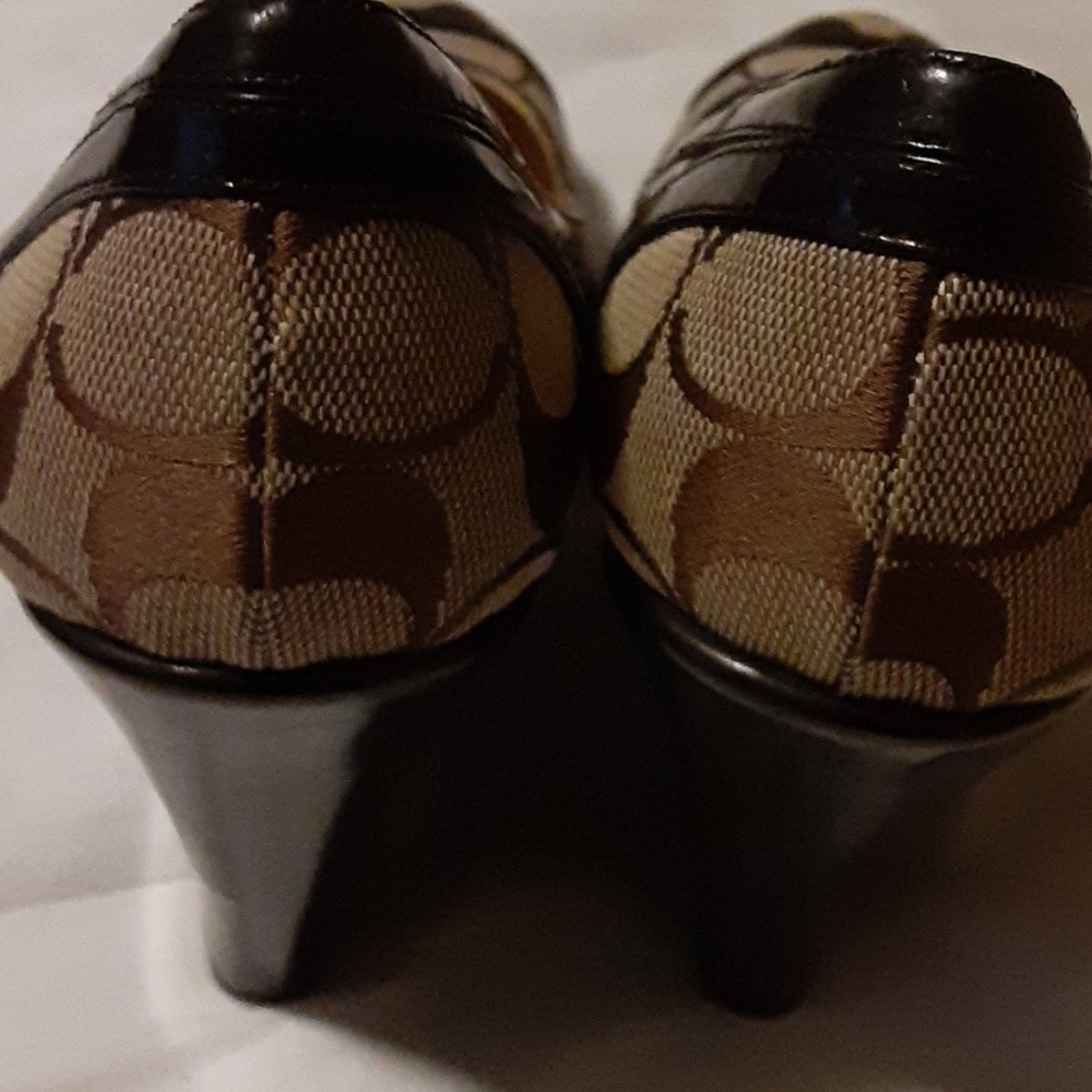 Coach Shoes Wedge - Picture 3 of 6